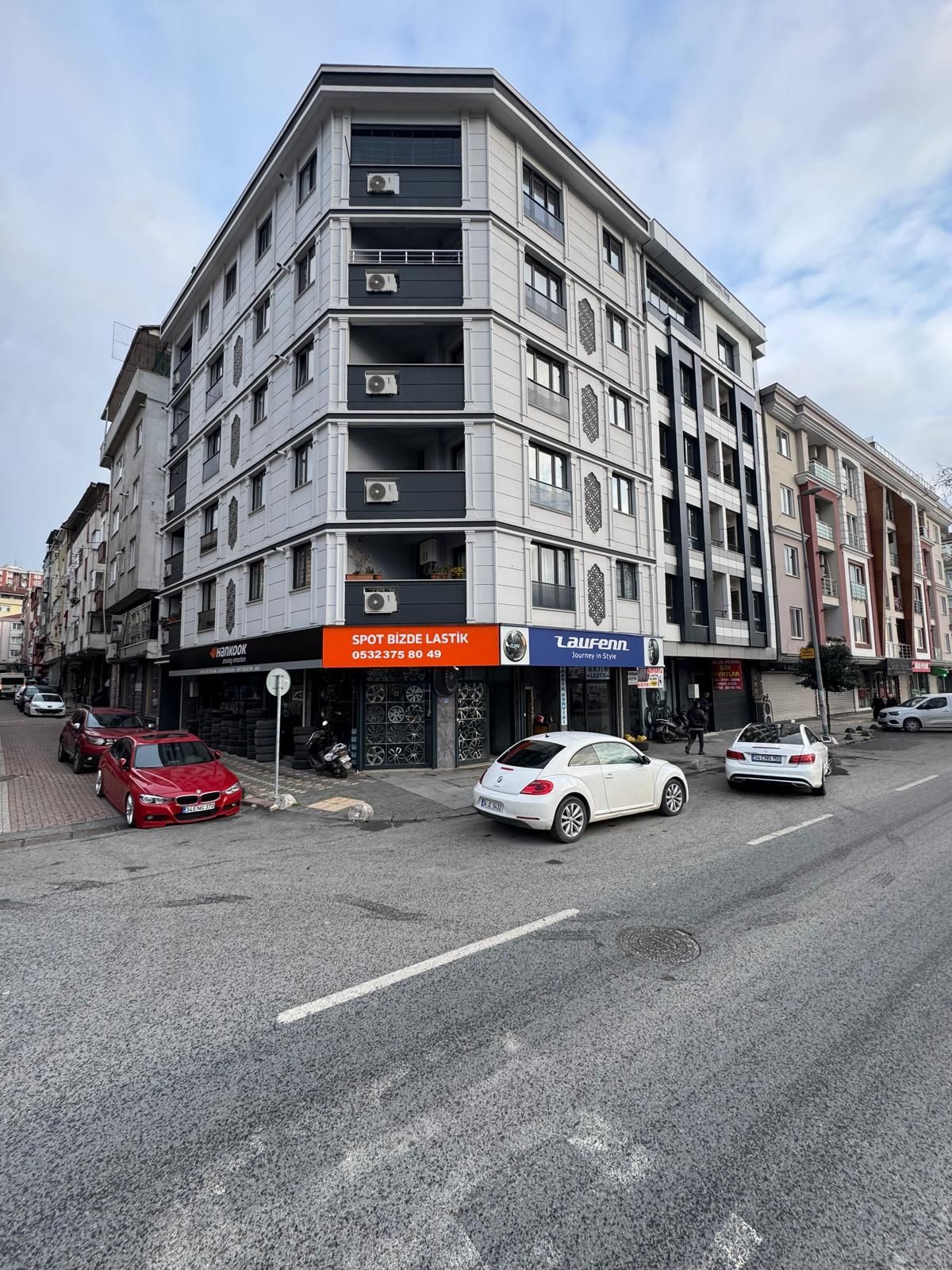 SpotBizde Lastik Zeytinburnu şubesi